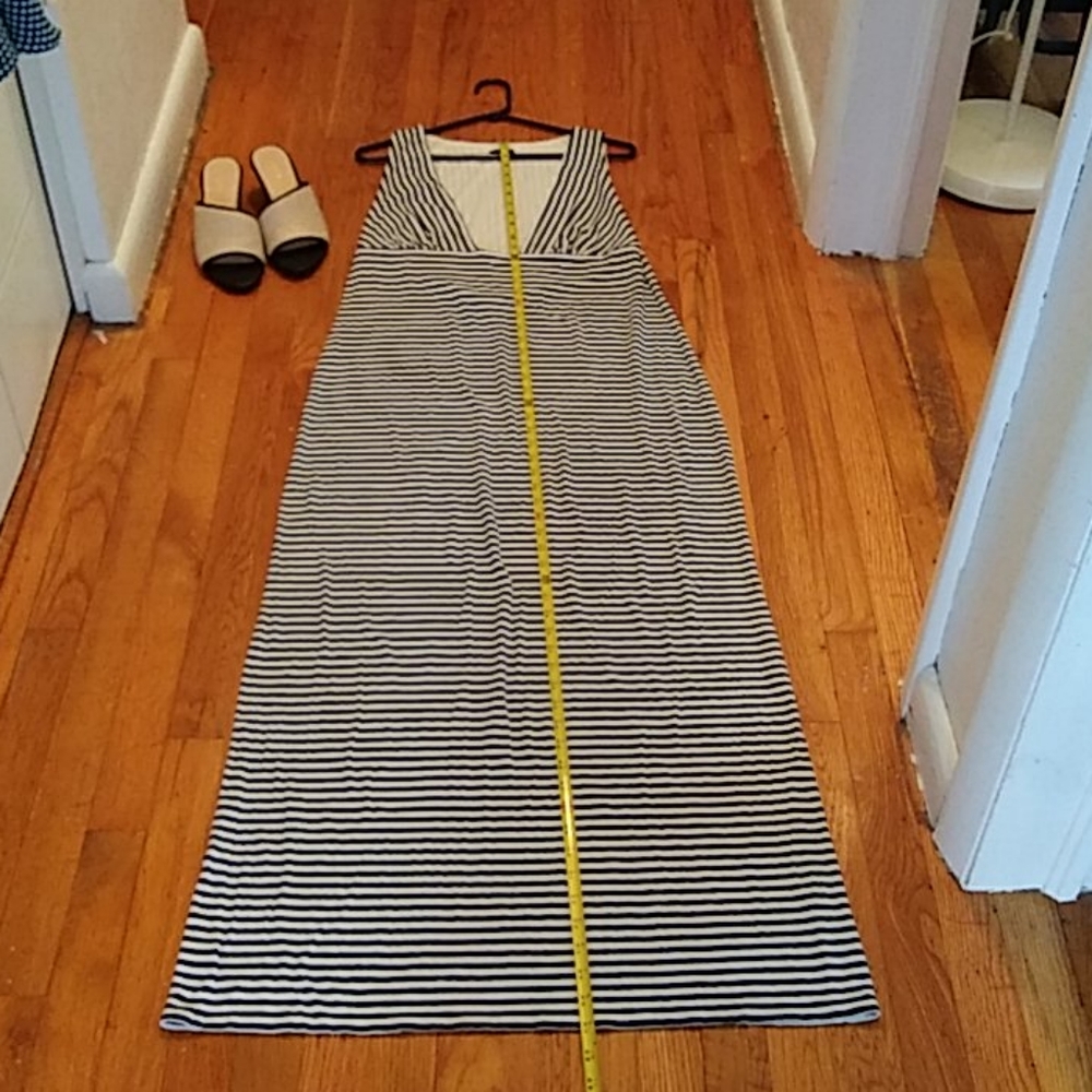 Ann Taylor Maxi Dress - size large tall 57 inches